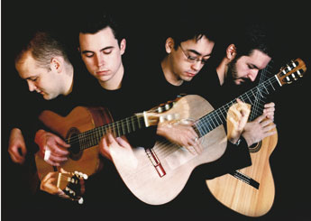 [μουσικολογώντας 10] Για τους Aquarelle Guitar Quartet στον Νάκα<BR>(του Νότη Μαυρουδή)
